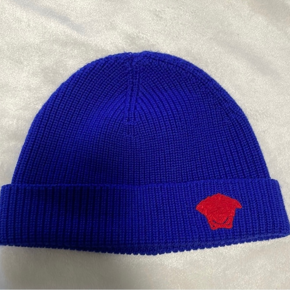 Versace hat